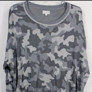 NWT Wonderly Grey Camo Rayon Lightweight Sweater Women's L